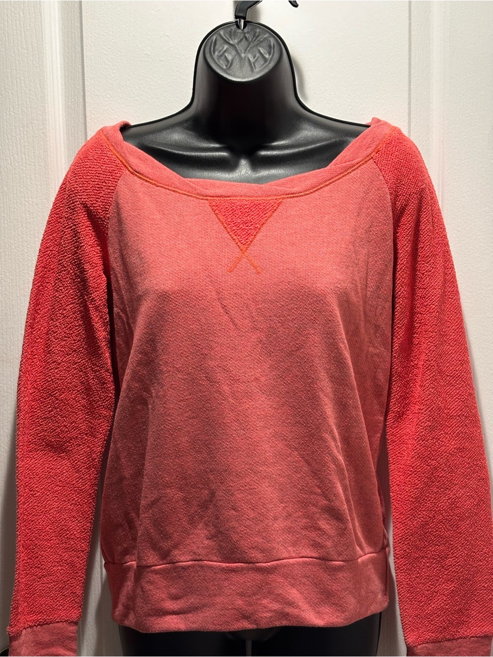 Splendid | Coral French Terry Raglan Top